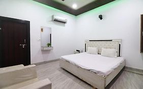 Hotel O The Taj King Residency